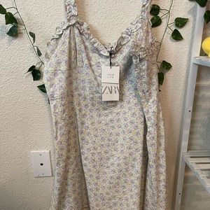Zara summer dress new never used Mint green with purple flowers